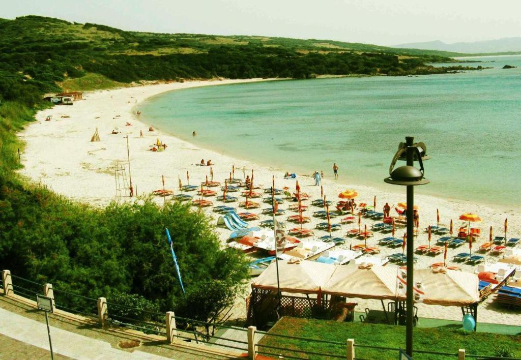Borgo Spiaggia 이솔라 로사 외부 사진